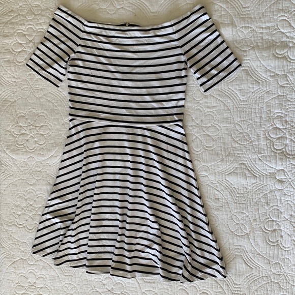 White House Black Market Striped dress - Picture 5 of 9